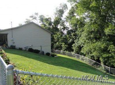 2nd image of 133 Brooktree Dr