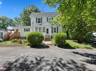 10434 Canter Way, Saint Louis, MO 63114