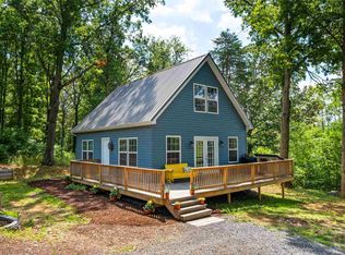19 Liptrap Ln, Stuarts Draft, VA 24477
