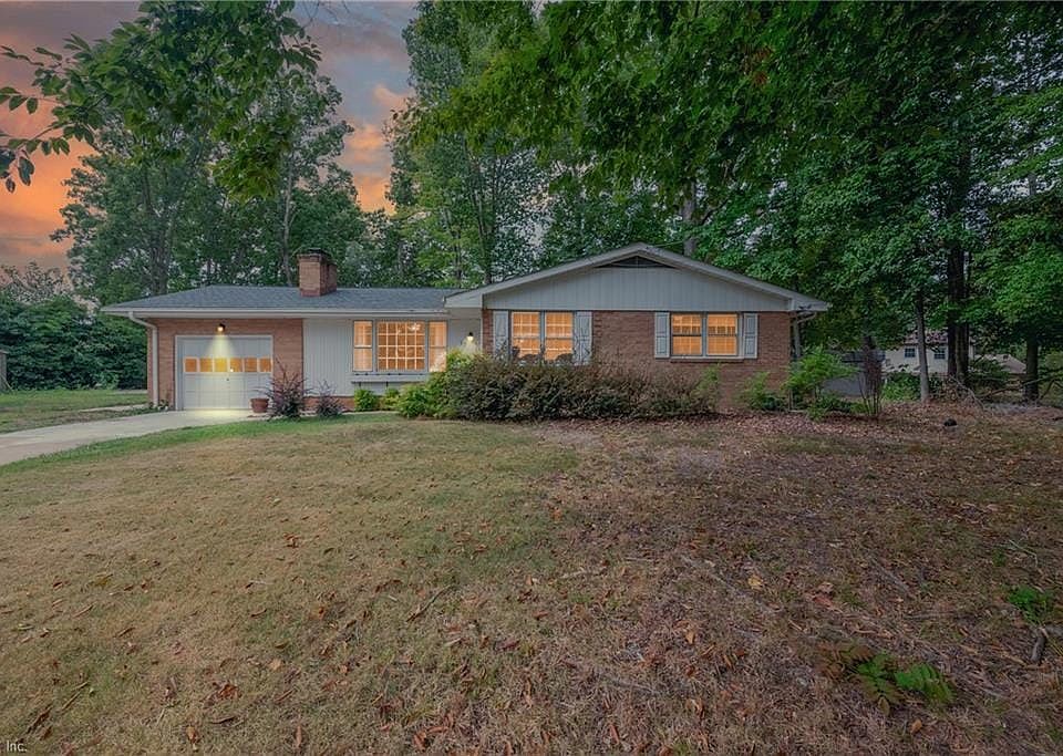 1st image of 17 Satinwood Ln