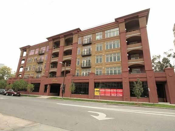 2nd image of 1120 N Delaware St Unit 403