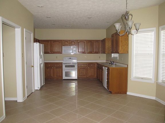 2nd image of 306 Meadow Lynn Dr