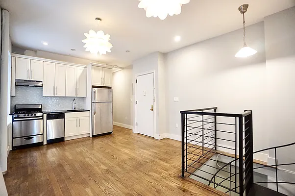 Rented by BRICK & GALO REALTY CORP | media 34