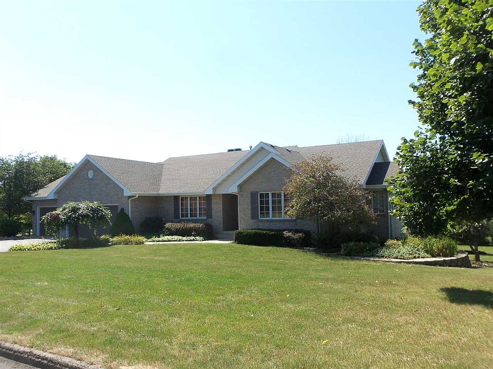 1st image of 8753 Oakwood Glen Dr
