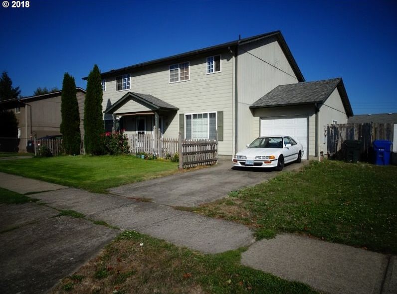 2nd image of 3873 32nd (-3883) Pl NE
