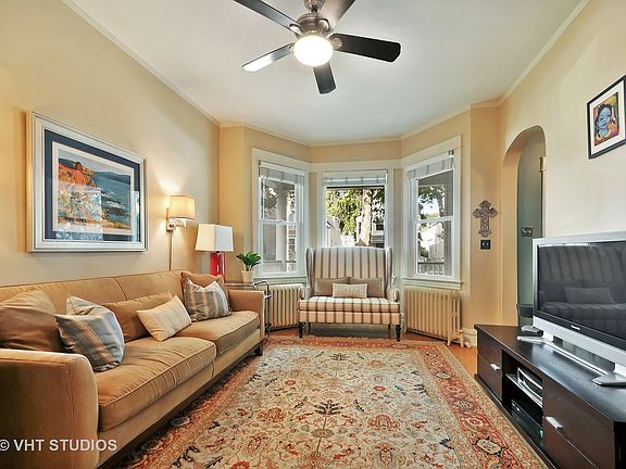 3rd image of 6027 N Paulina St