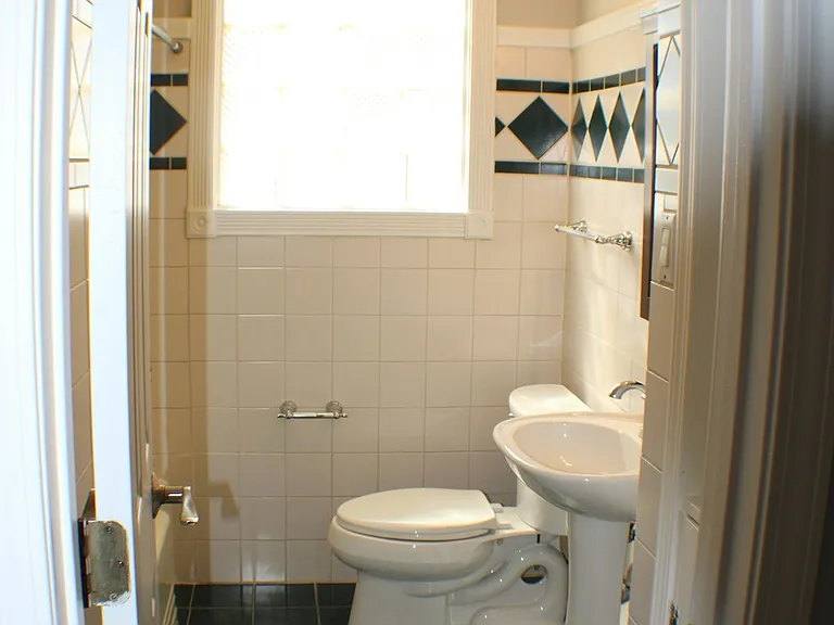 1313 Casa Vale Dr — Photo 12