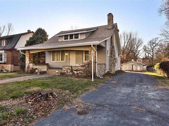 3rd image of 219 Harrison Ave