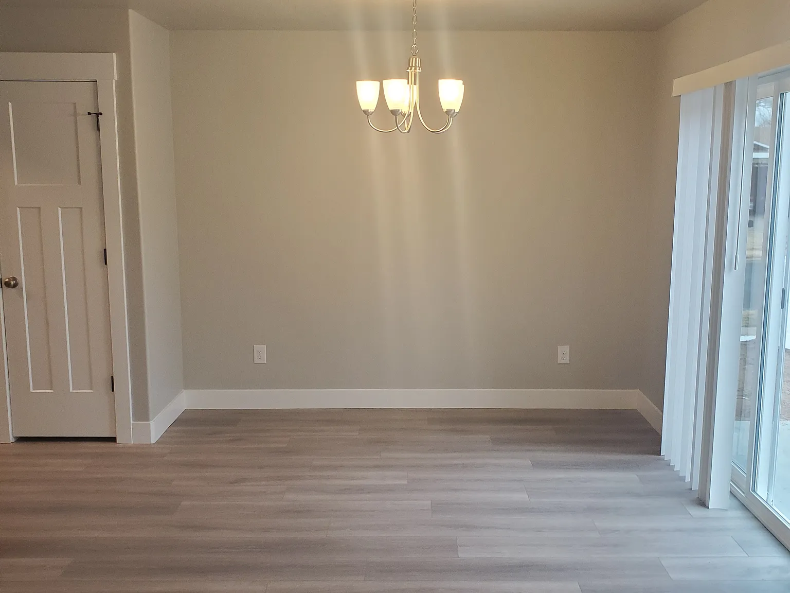 3 Bedroom Washington Terrace Townhouse! — Photo 3