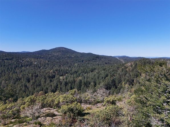 3020 Westridge Pl, Highlands, BC V9E 1C8