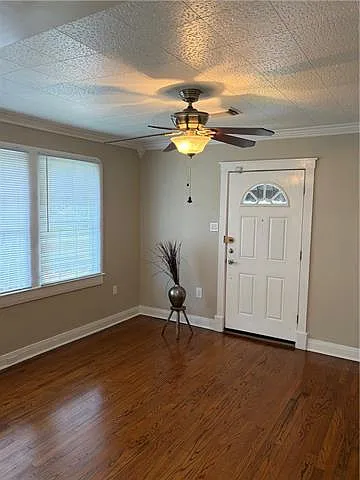 2 bed, 1.0 bath, 1000 sqft, $1,400 — Photo 2