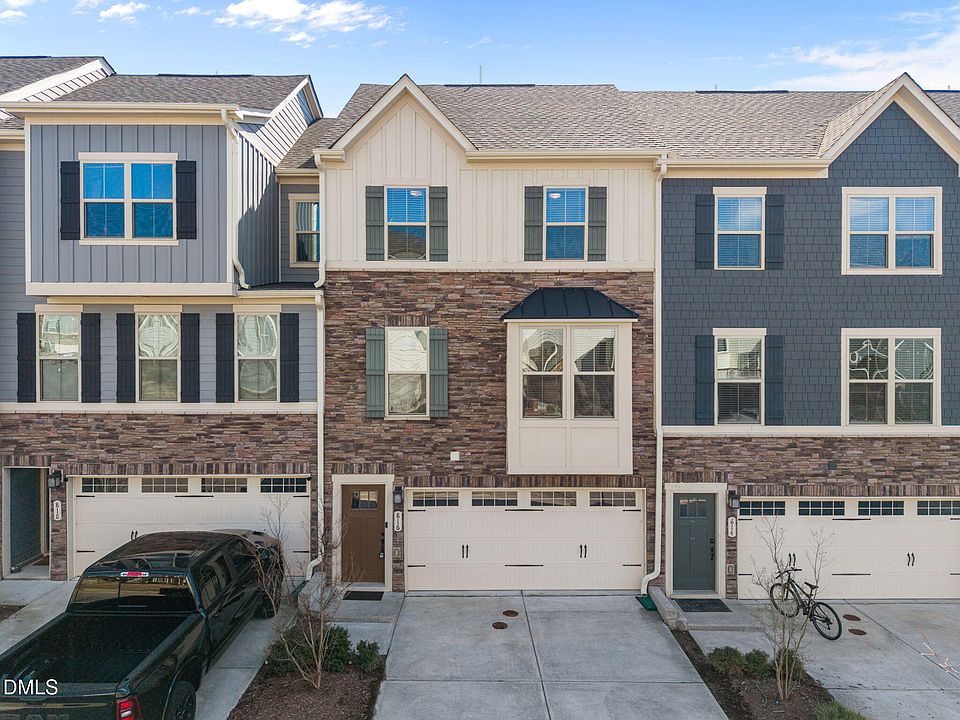 1st image of 816 Channing Park Cir