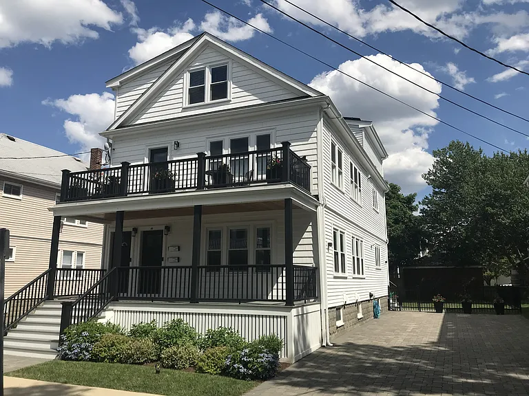 65 Foster St — Photo 1