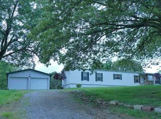 165 Fisher Rd, Paducah, KY 42001