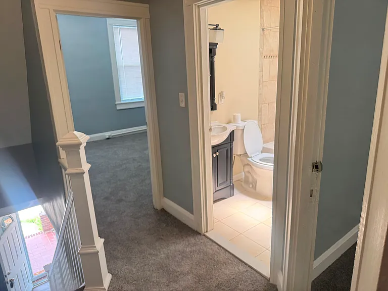 2809 Mayfield Ave — Photo 4