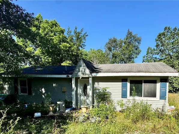 7693 Peggy Dr, Odessa, MO 64076