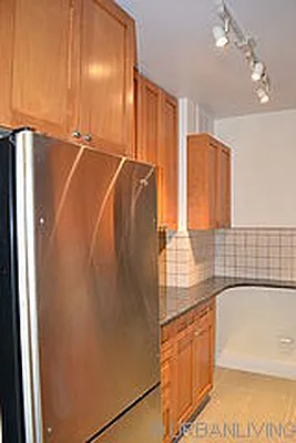 Rented by Urban Living | media 95