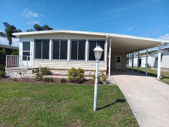 910 Wren Cir, Barefoot Bay, FL 32976