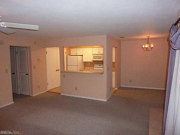 4th image of 3104 Tidal Bay Ln #3104