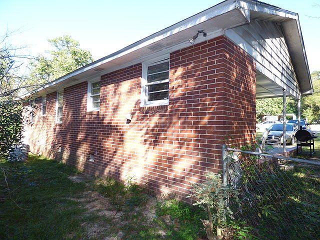 2nd image of 2436 Willis Ct