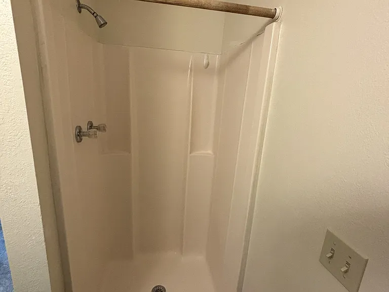 12513 Pineview Dr — Photo 11