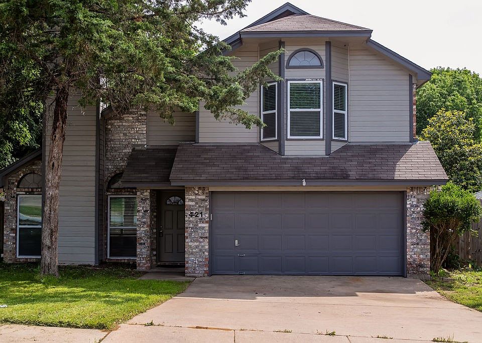 1st image of 421 Caviness Dr