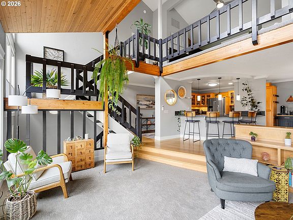 3rd image of 3444 SE Aldercrest Rd