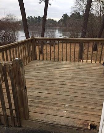 4th image of 5 Agawam Lake Shore Dr