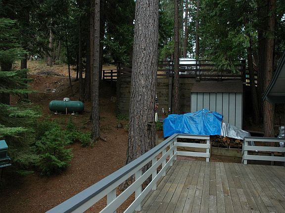 3rd image of 1709 Evergreen Ln