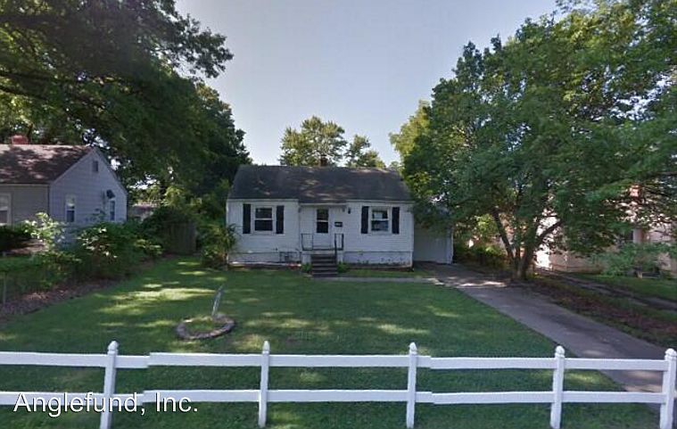 1st image of 11321 E 39th Ter S