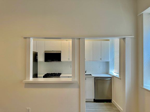 2nd image of 466 Myrtle Ave #2