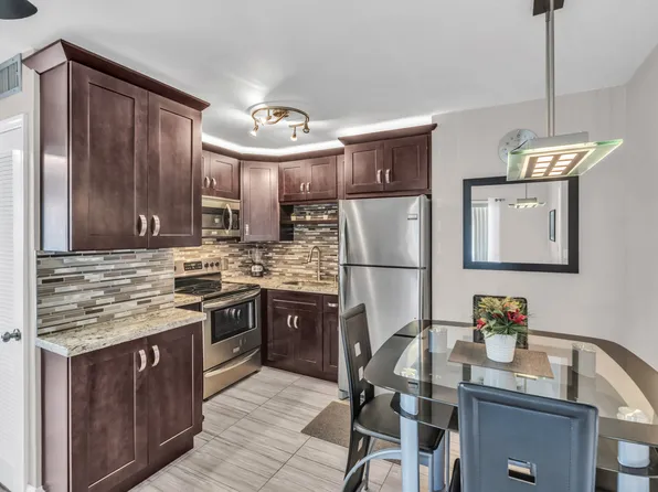 (undisclosed Address), Dania, FL 33004