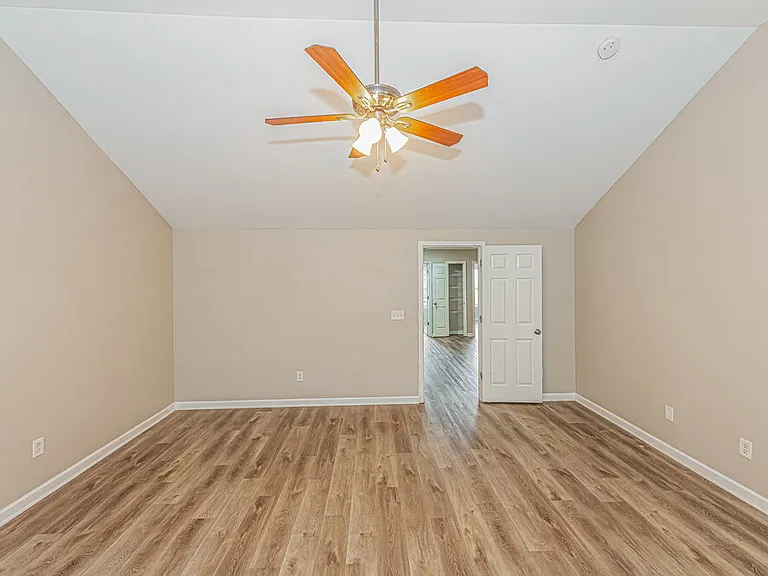 1549 Pebble Ridge Dr — Photo 7