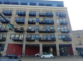 1645 W Ogden Ave UNIT 318, Chicago, IL