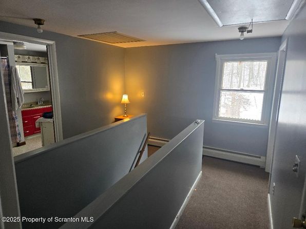375 Little Elk Lake Rd, Montrose, PA 18801