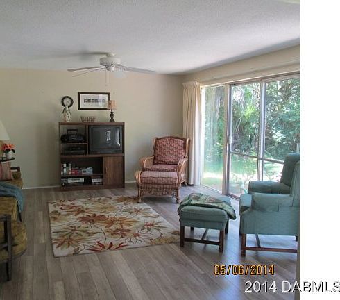 5th image of 135 Magnolia Dr