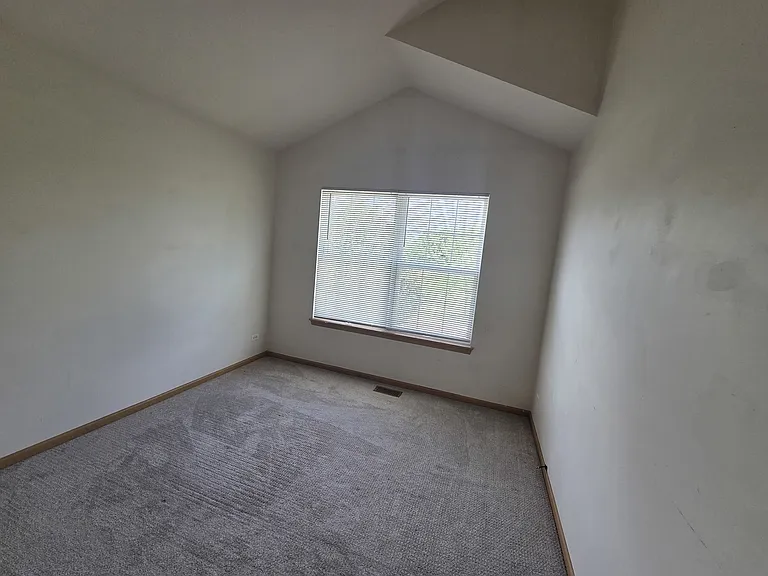 2800 E Bridleway Ct — Photo 10