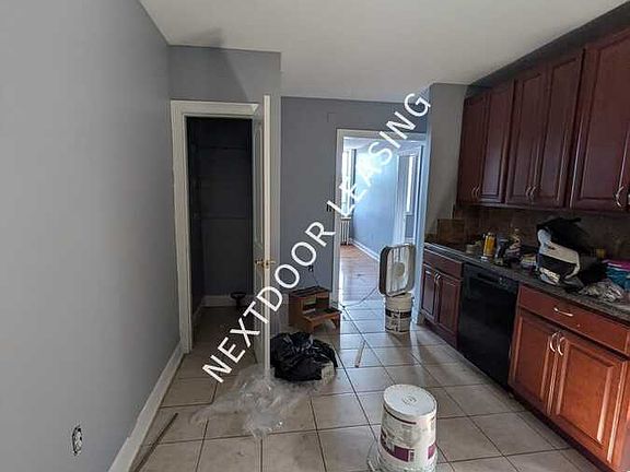 4th image of 399 Avenue C #4M