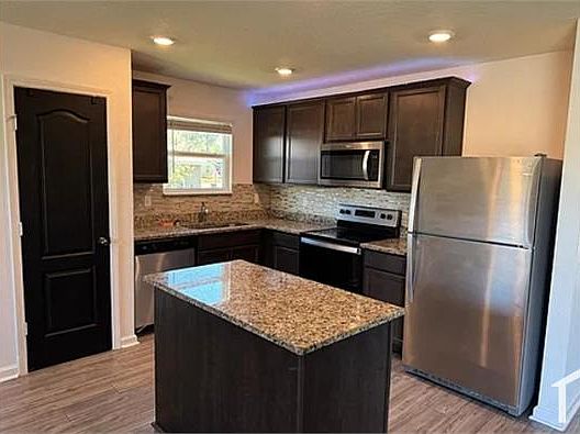 5th image of 5932 Crosby Lake Way E