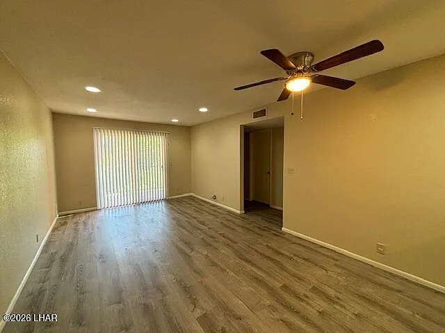 2 bed, 2.0 bath, 863 sqft, $1,200 — Photo 3