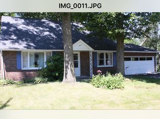 11 Cherry Ln, Binghamton, NY 13901