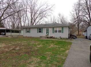 368 S Anna Ln, Scottsburg, IN 47170