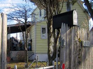 15555 Broad St, Jamaica, NY 11422