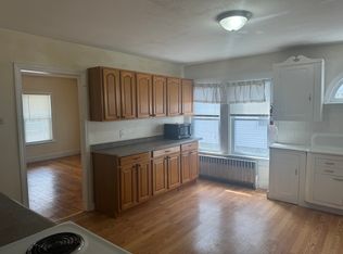 22 Pine St #1A, Dudley, MA 01571