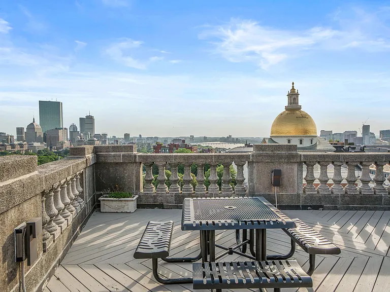 21 Beacon St #3H — Photo 17