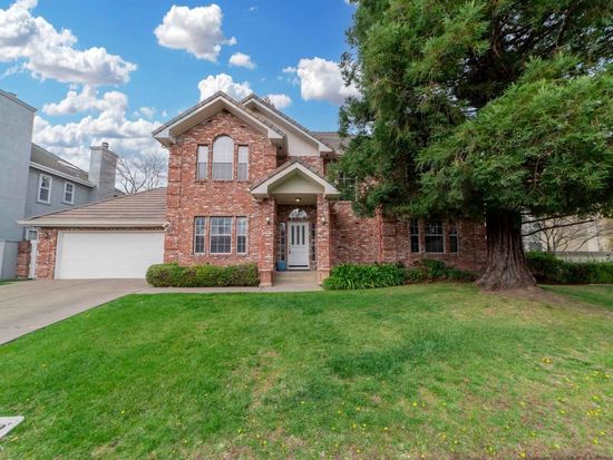 931 Shore Breeze Dr, Sacramento, CA 95831