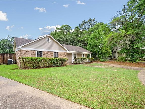 2nd image of 6421 Saint Thomas Ct