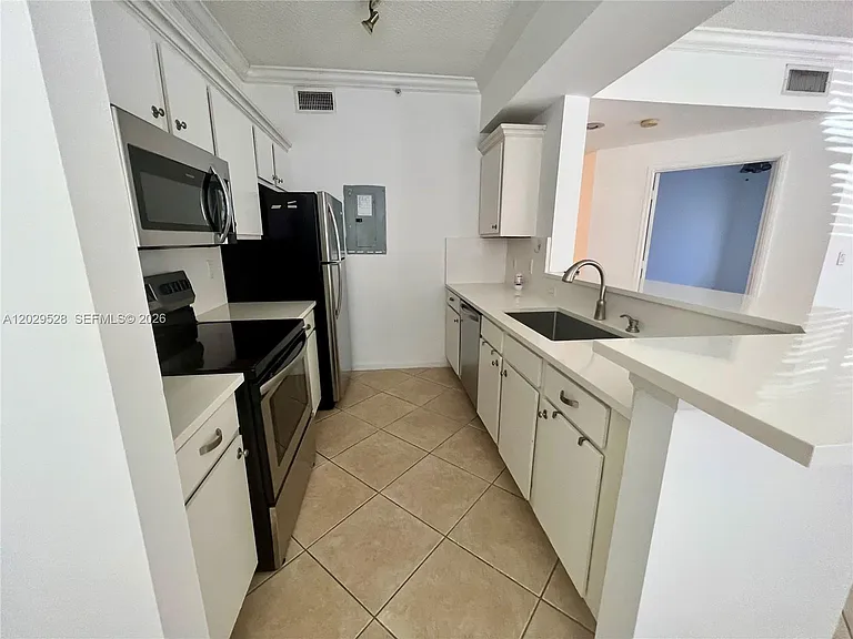 1000 Scotia Dr #101 — Photo 3