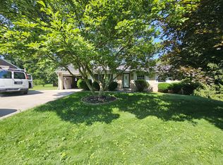 1017 Shenango Rd, Beaver Falls, PA 15010