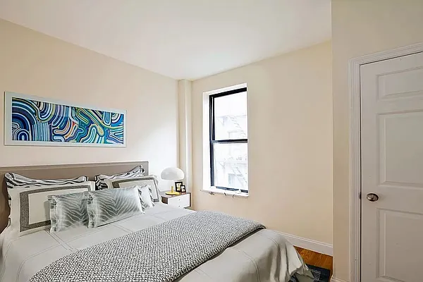 Rented by Voro NYC | media 34